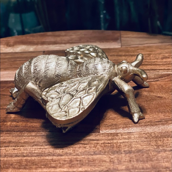 Target Gold Resin Bumble Bee Garden Figure Tiered Tray Decor - Picture 6 of 9